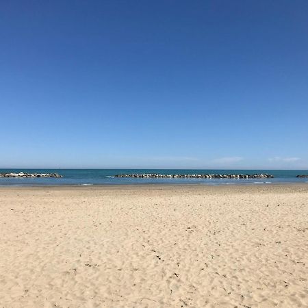 卡皮托酒店 滨海库普拉 外观 照片