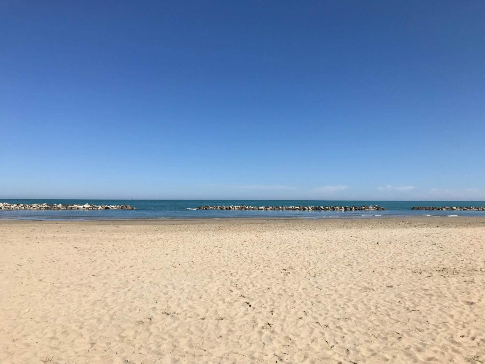 卡皮托酒店 滨海库普拉 外观 照片