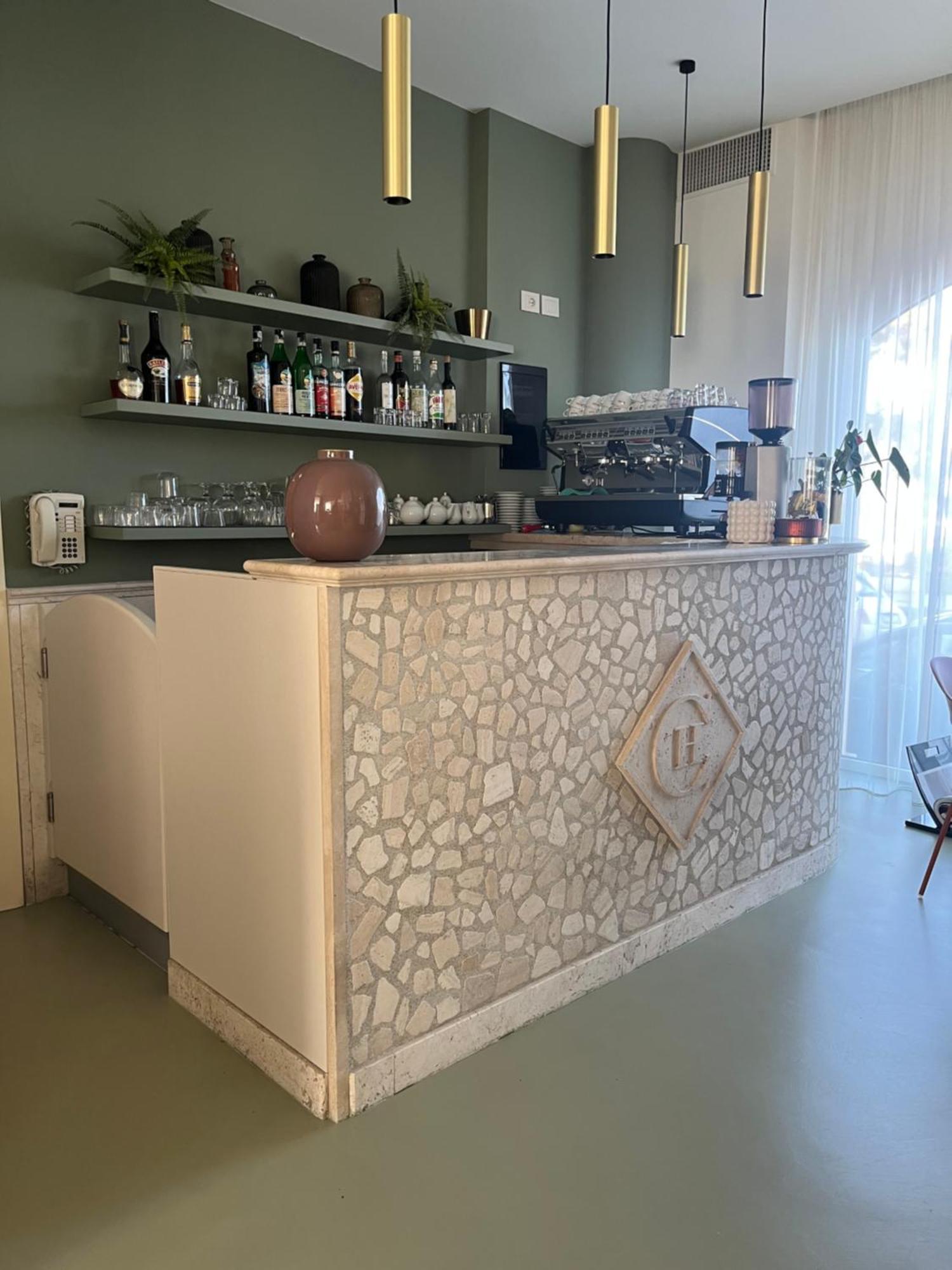 卡皮托酒店 滨海库普拉 外观 照片